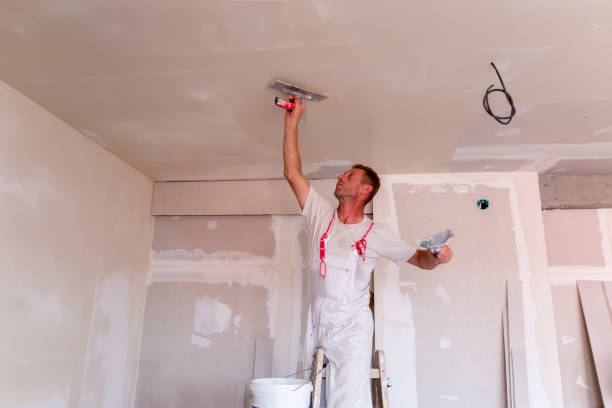 Best Trim and Molding Painting  in Elgin, OR